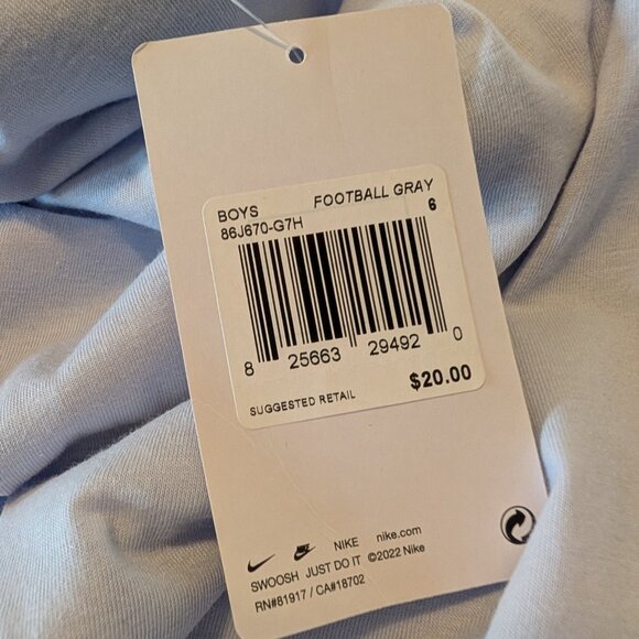 NWT Boys Nike Core Short Sleeve Baseball Tee - X-Large - Picture 2 of 3